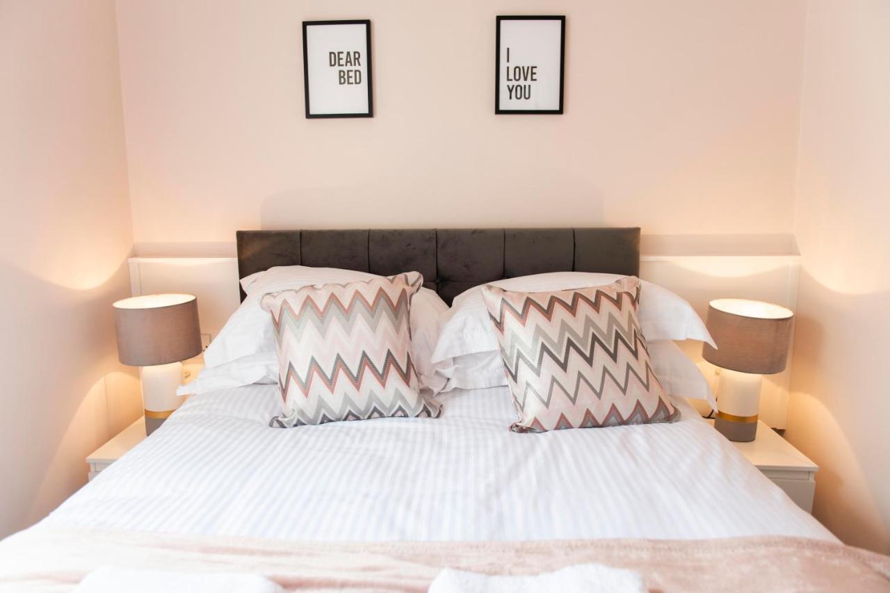 Charles Alexander Short Stay - Highcliffe Apartments Клівліс Екстер'єр фото