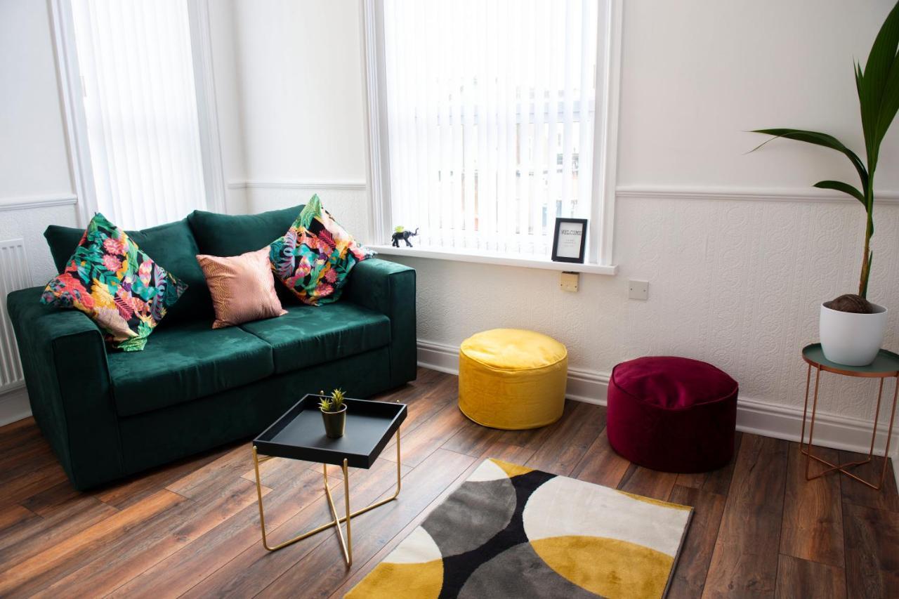 Charles Alexander Short Stay - Highcliffe Apartments Клівліс Екстер'єр фото