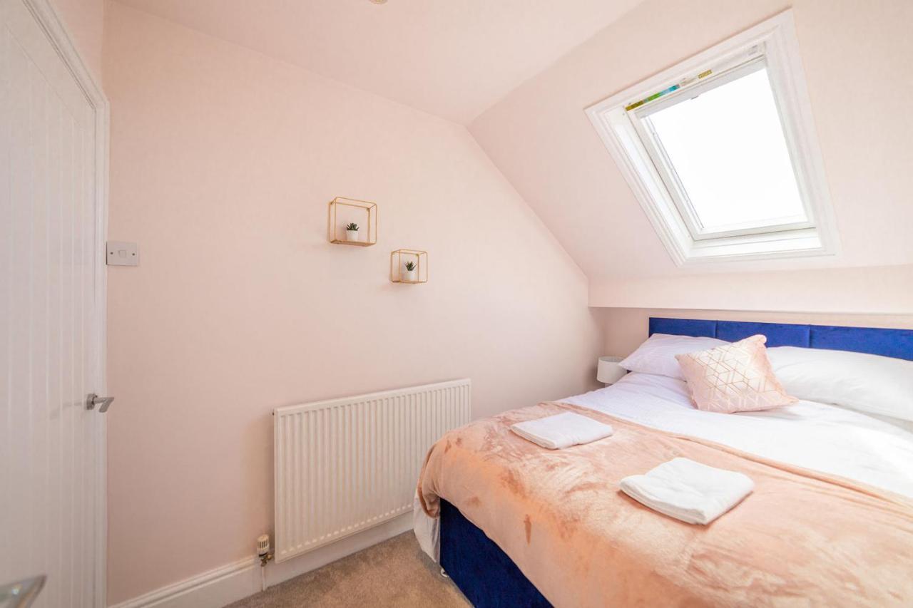 Charles Alexander Short Stay - Highcliffe Apartments Клівліс Екстер'єр фото