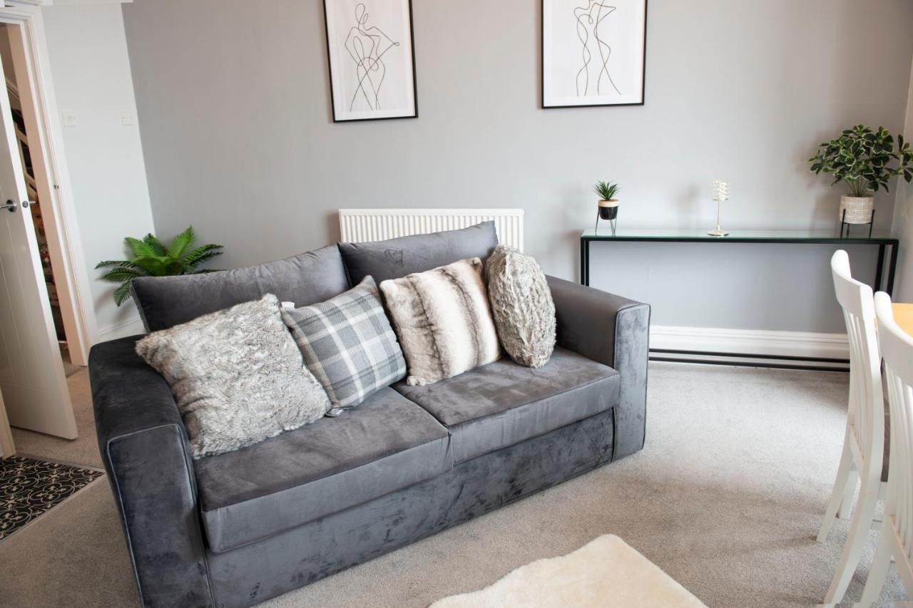 Charles Alexander Short Stay - Highcliffe Apartments Клівліс Екстер'єр фото