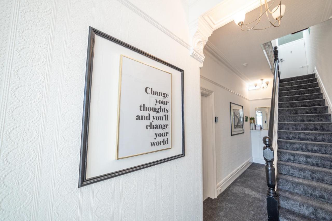 Charles Alexander Short Stay - Highcliffe Apartments Клівліс Екстер'єр фото