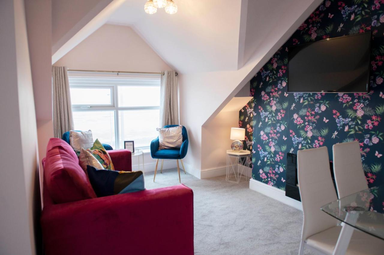 Charles Alexander Short Stay - Highcliffe Apartments Клівліс Екстер'єр фото