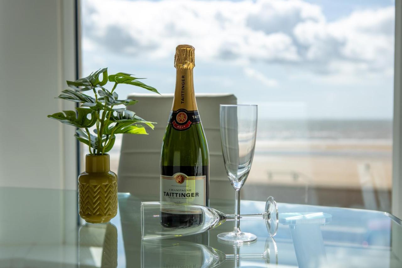 Charles Alexander Short Stay - Highcliffe Apartments Клівліс Екстер'єр фото